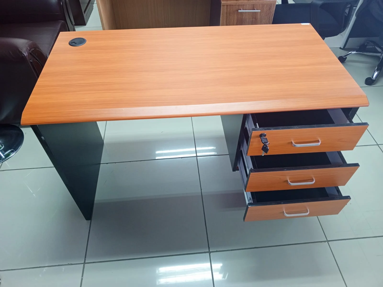1.2m Office Table Cherry