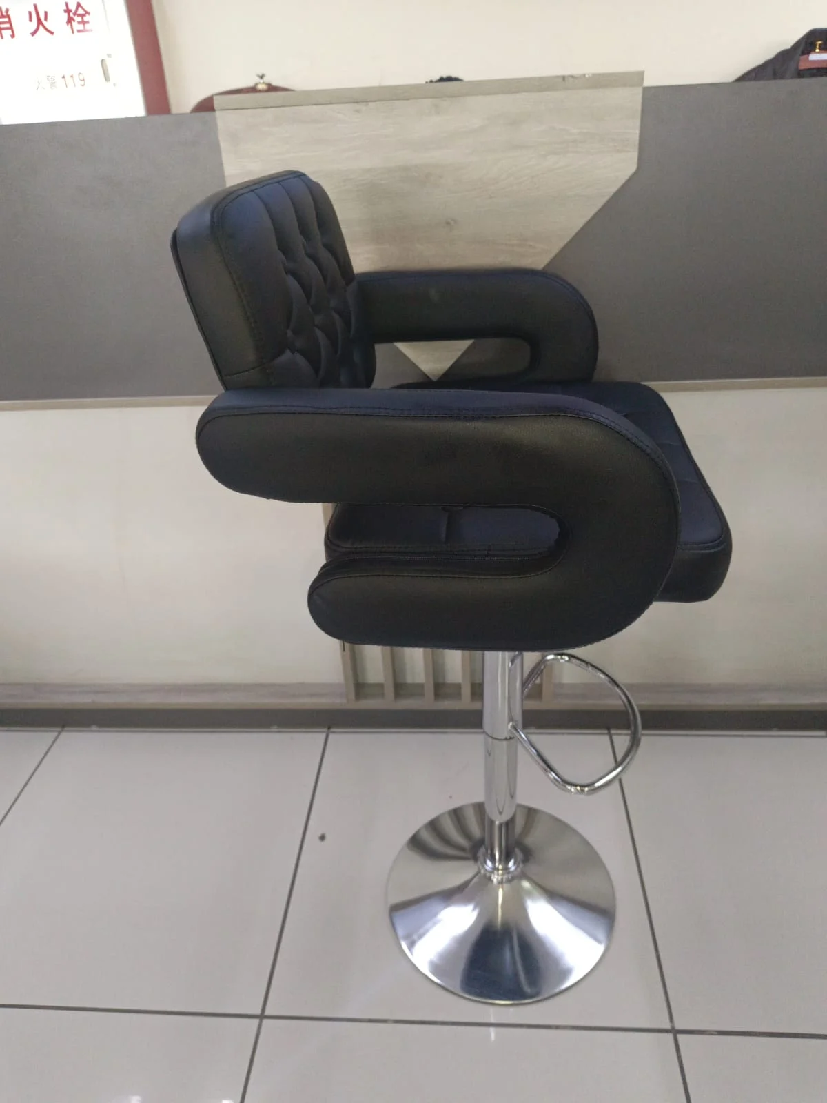 Swivel Modern Counter Barstool