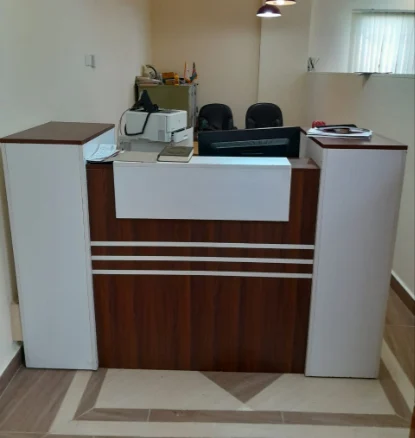 1.6m Reception Desk