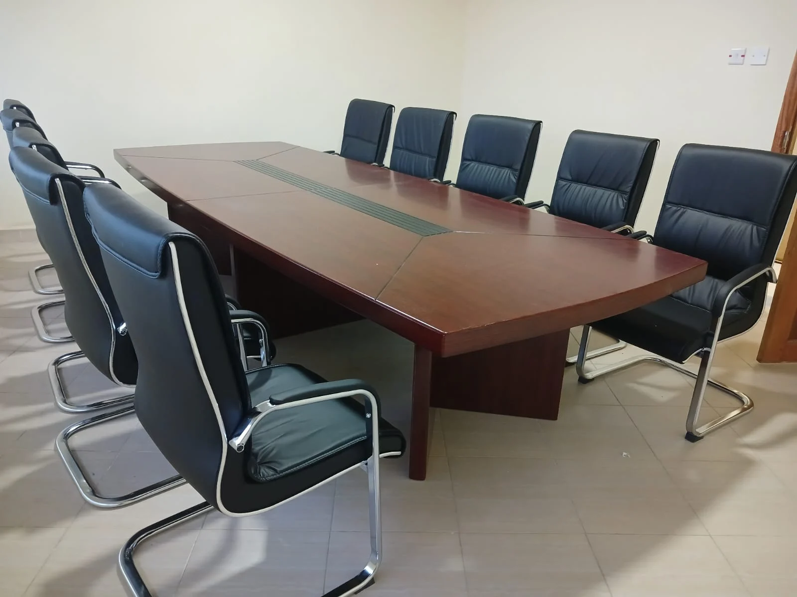 3.5m Boardroom Table