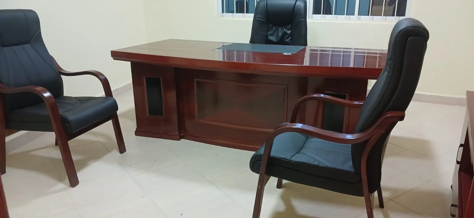 2.2m Execuitive Office Table