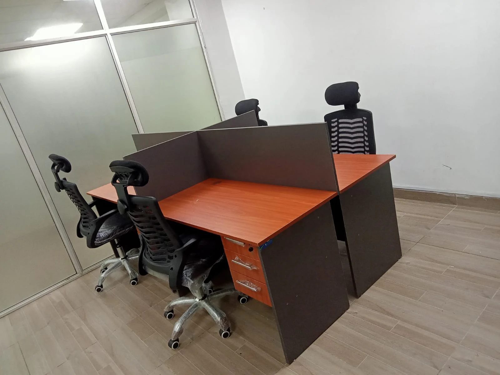 4 Way Workstation Local Made