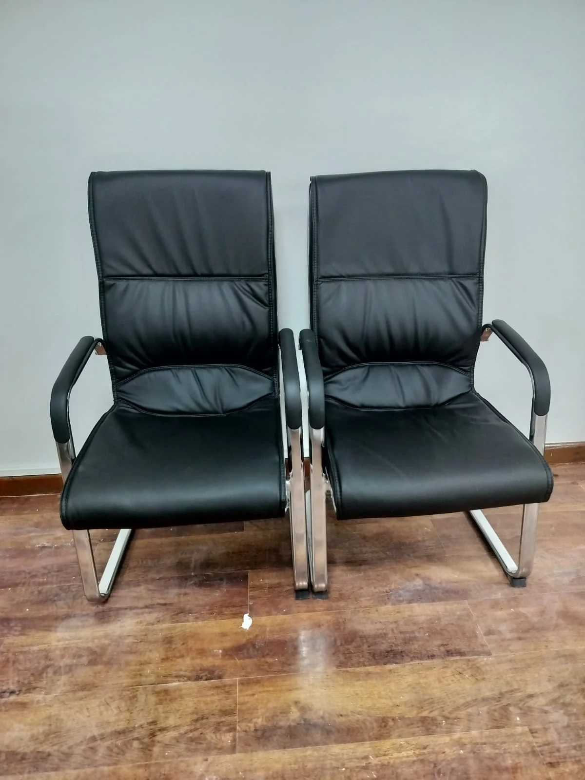 Executive Waiting Seat