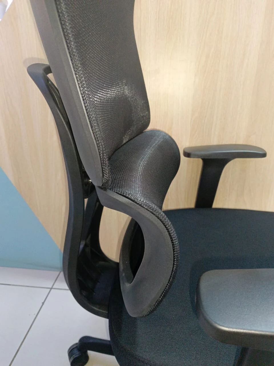 High Back Ergopnomic Mesh Office Chair