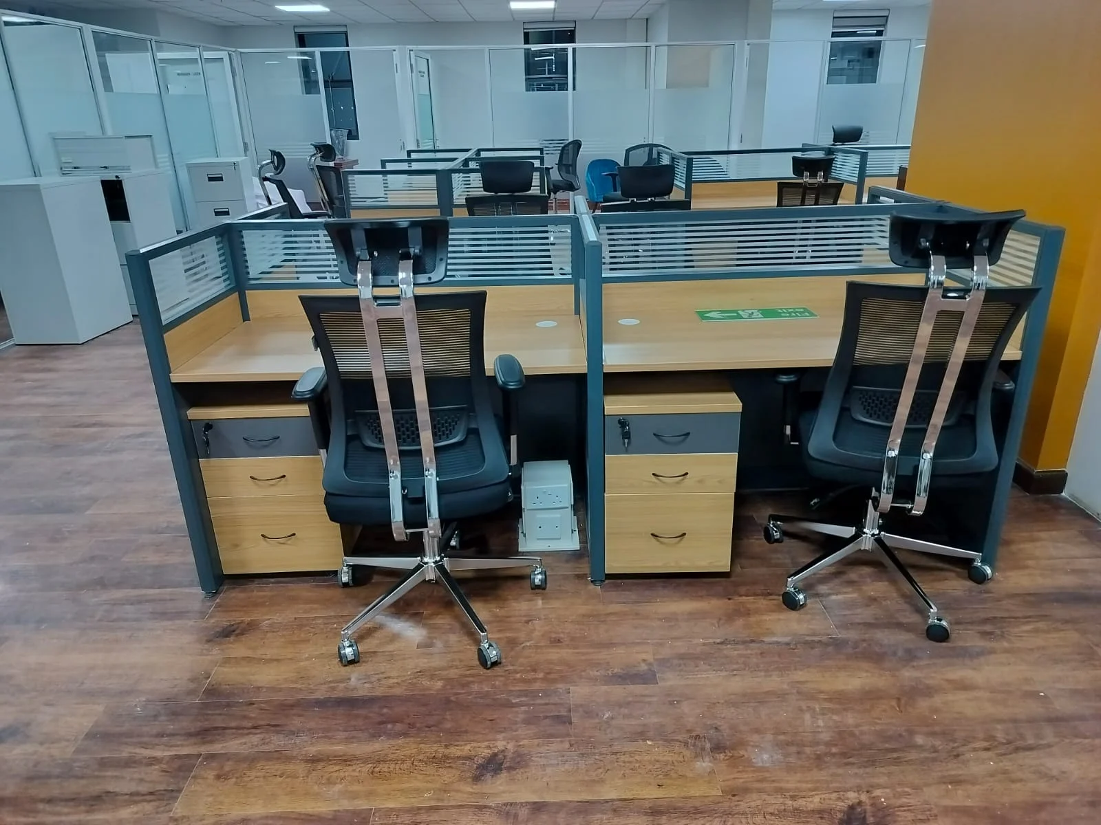 4 Way Workstation