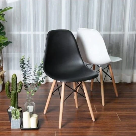 Eames Seat