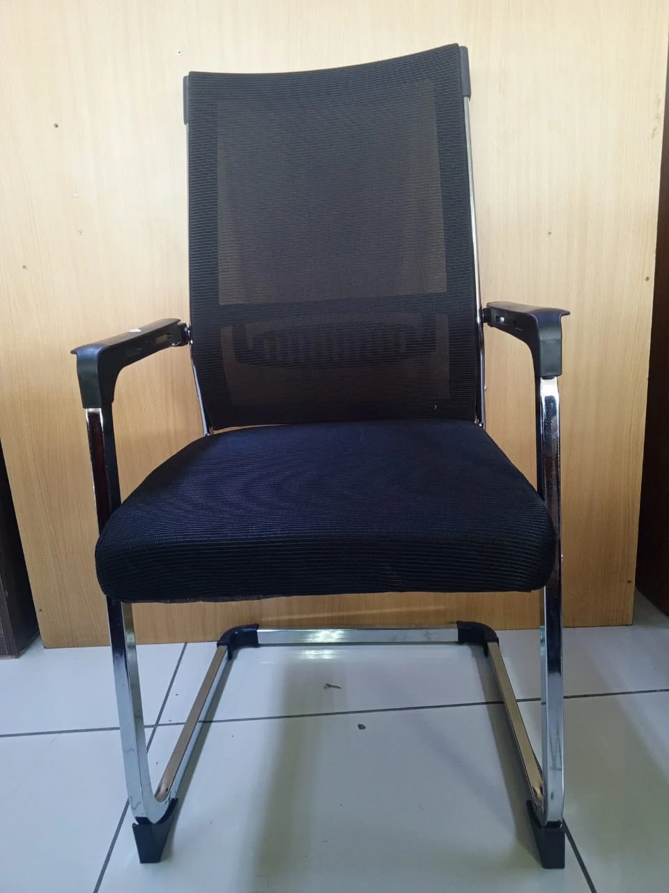 Mesh Visitor Chair