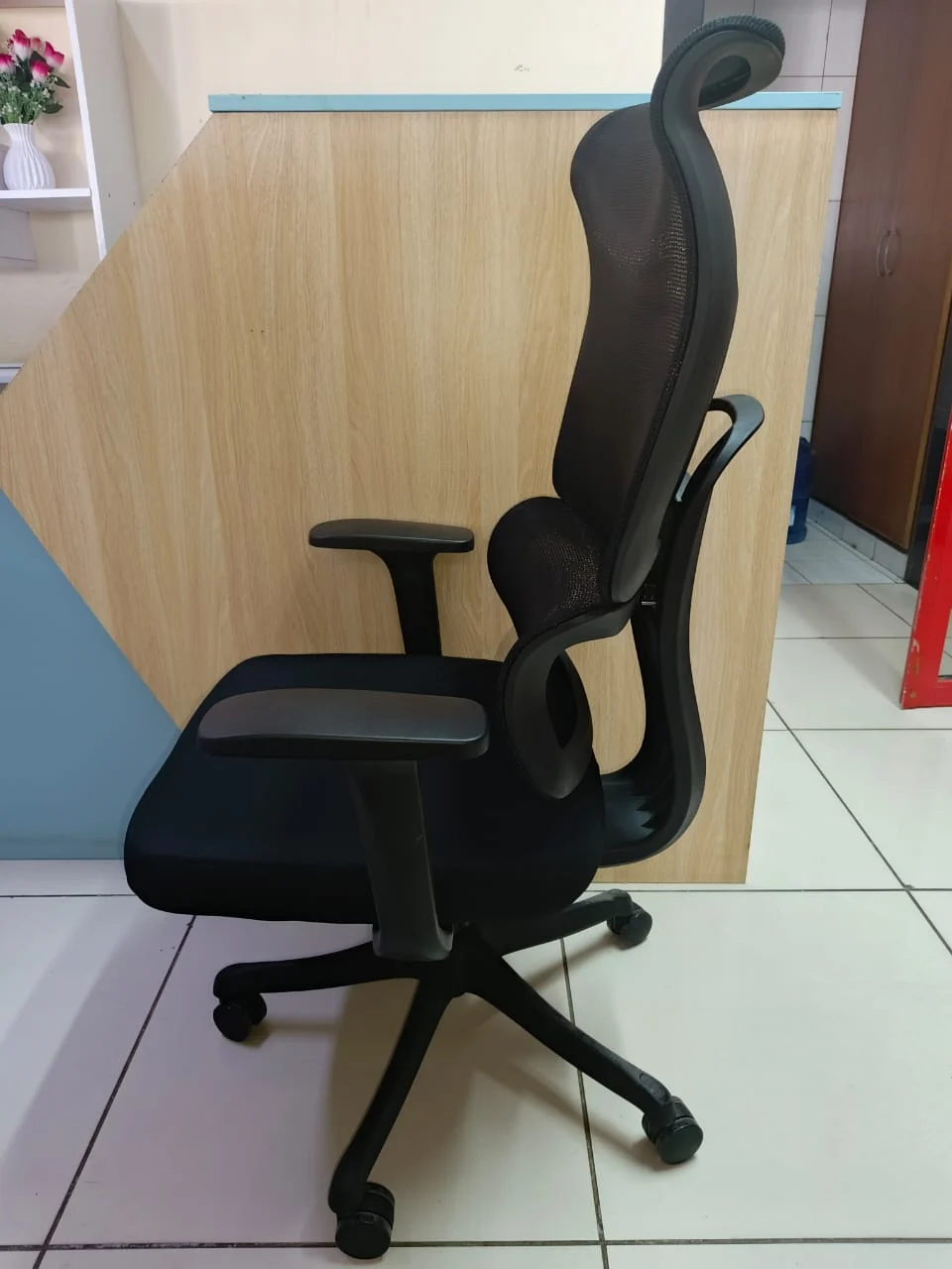 High Back Ergopnomic Mesh Office Chair
