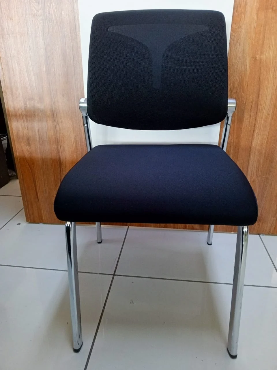 Mesh Visitor Chair