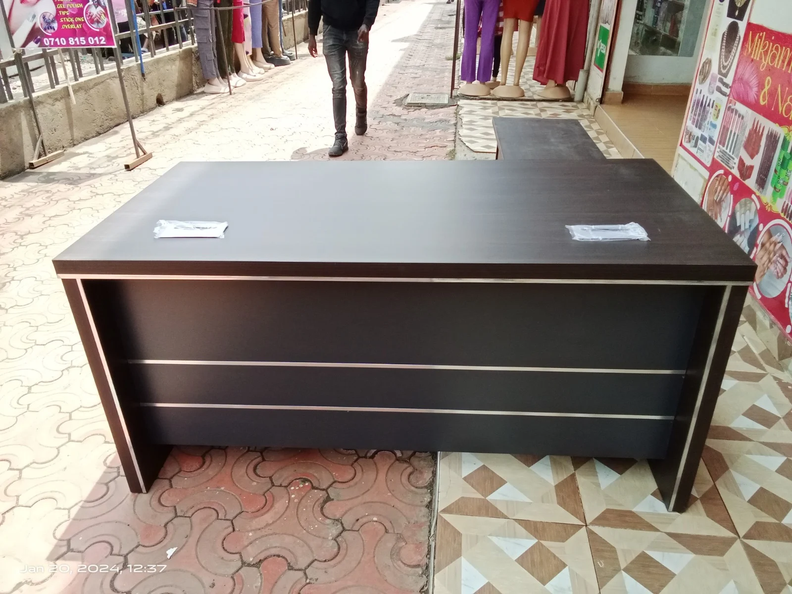 1.8m Executive Office Desk