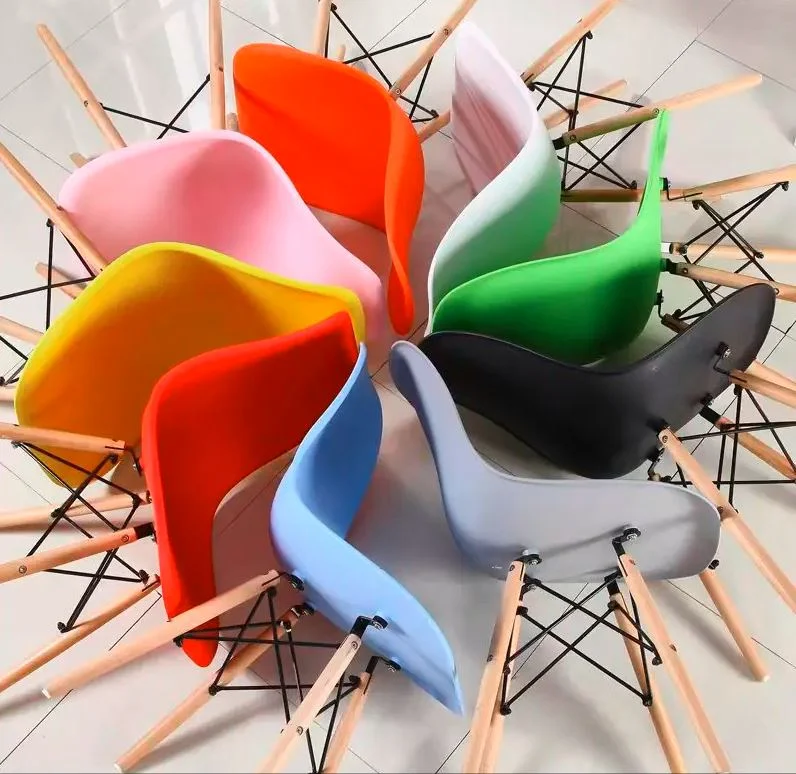 Eames Seat