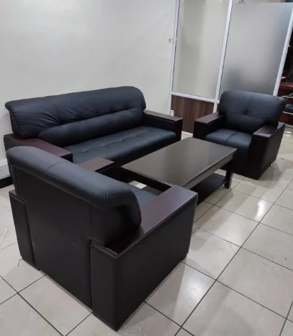 5 Seater Executive Sofa with Mahogany Armrest